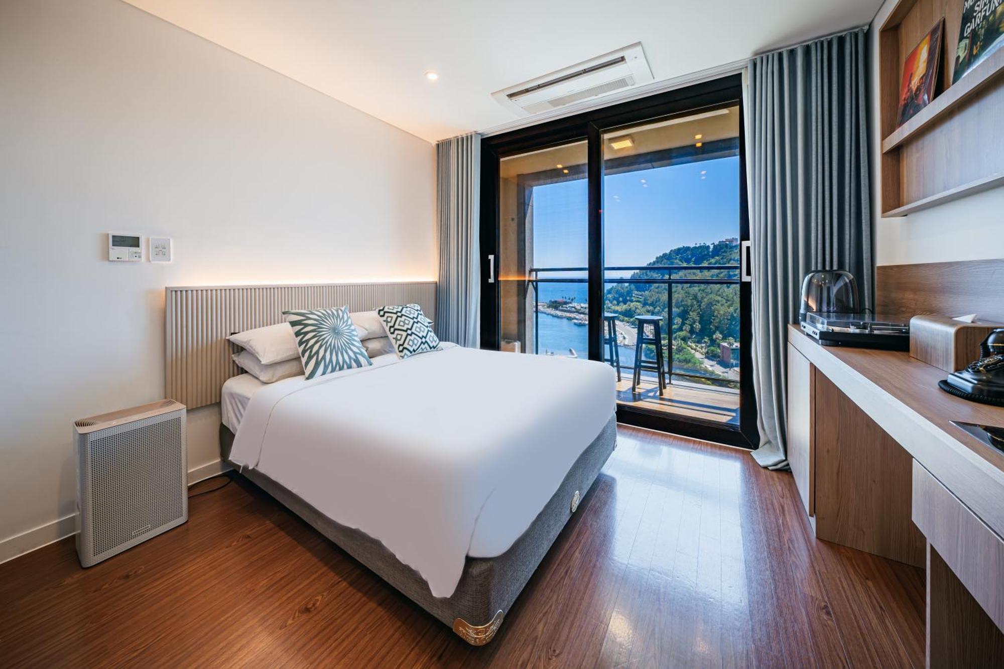 Hotel Yeon Seogwipo Luaran gambar